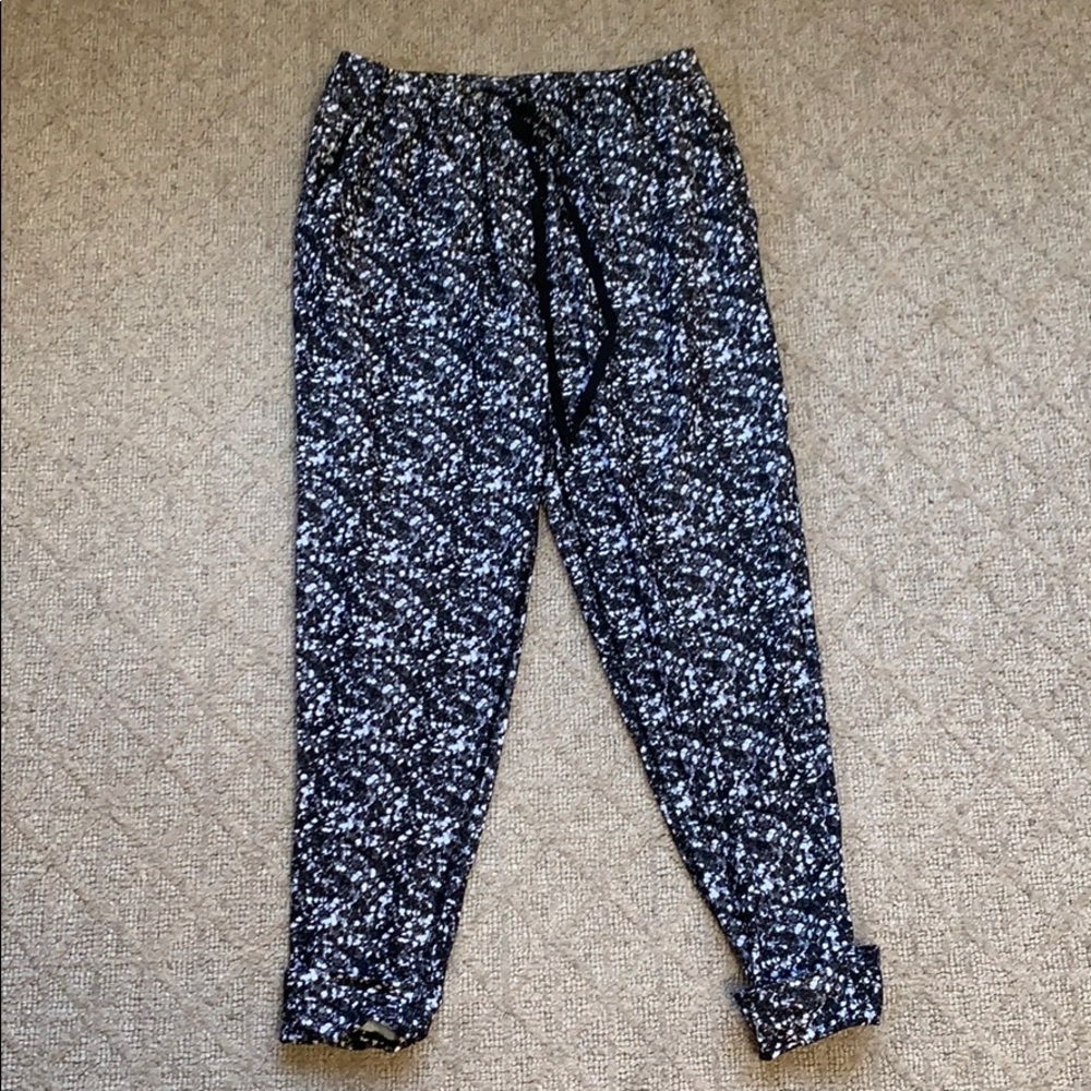 Lululemon joggers
